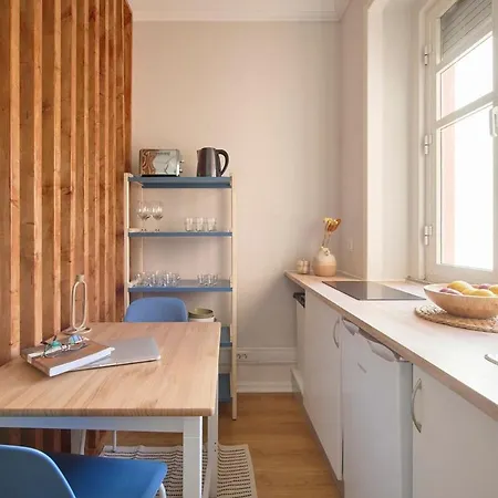 Marques De Pombal - Curated In *